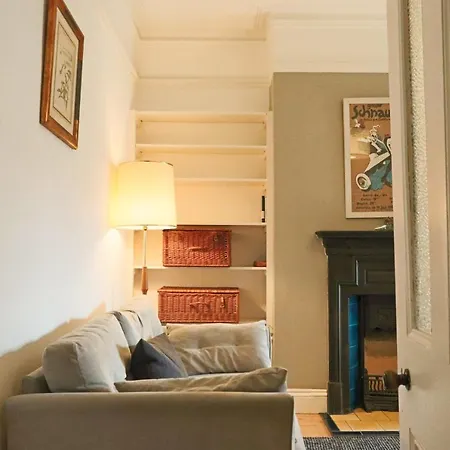 Belluton House With Garden * Bristol