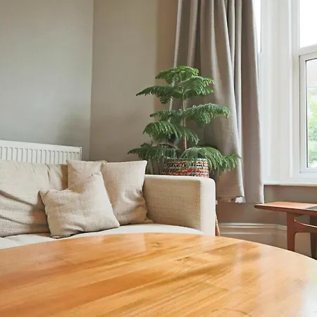 Belluton House With Garden Bristol